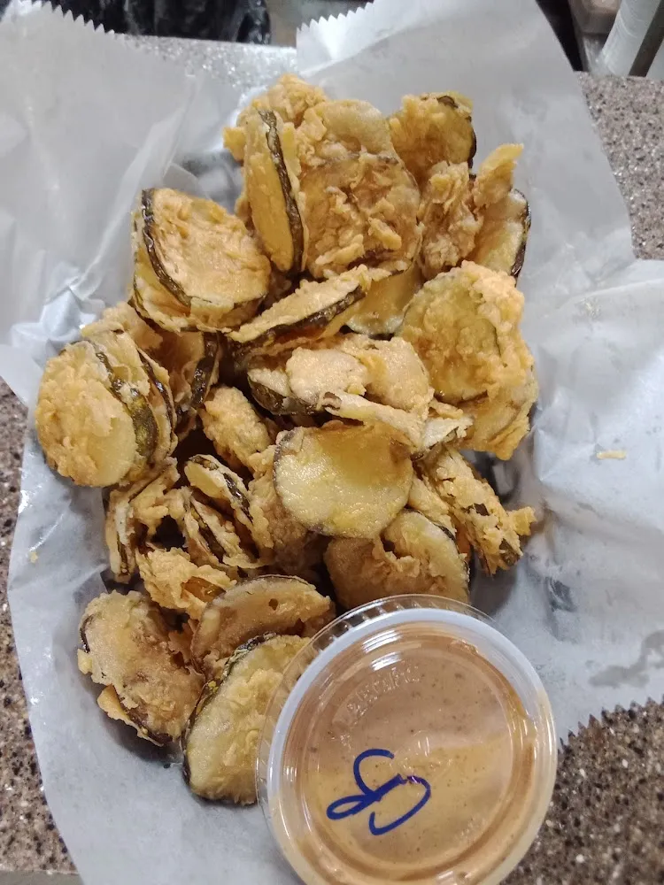 Crispy Fried Pickles with Come Back Sauce